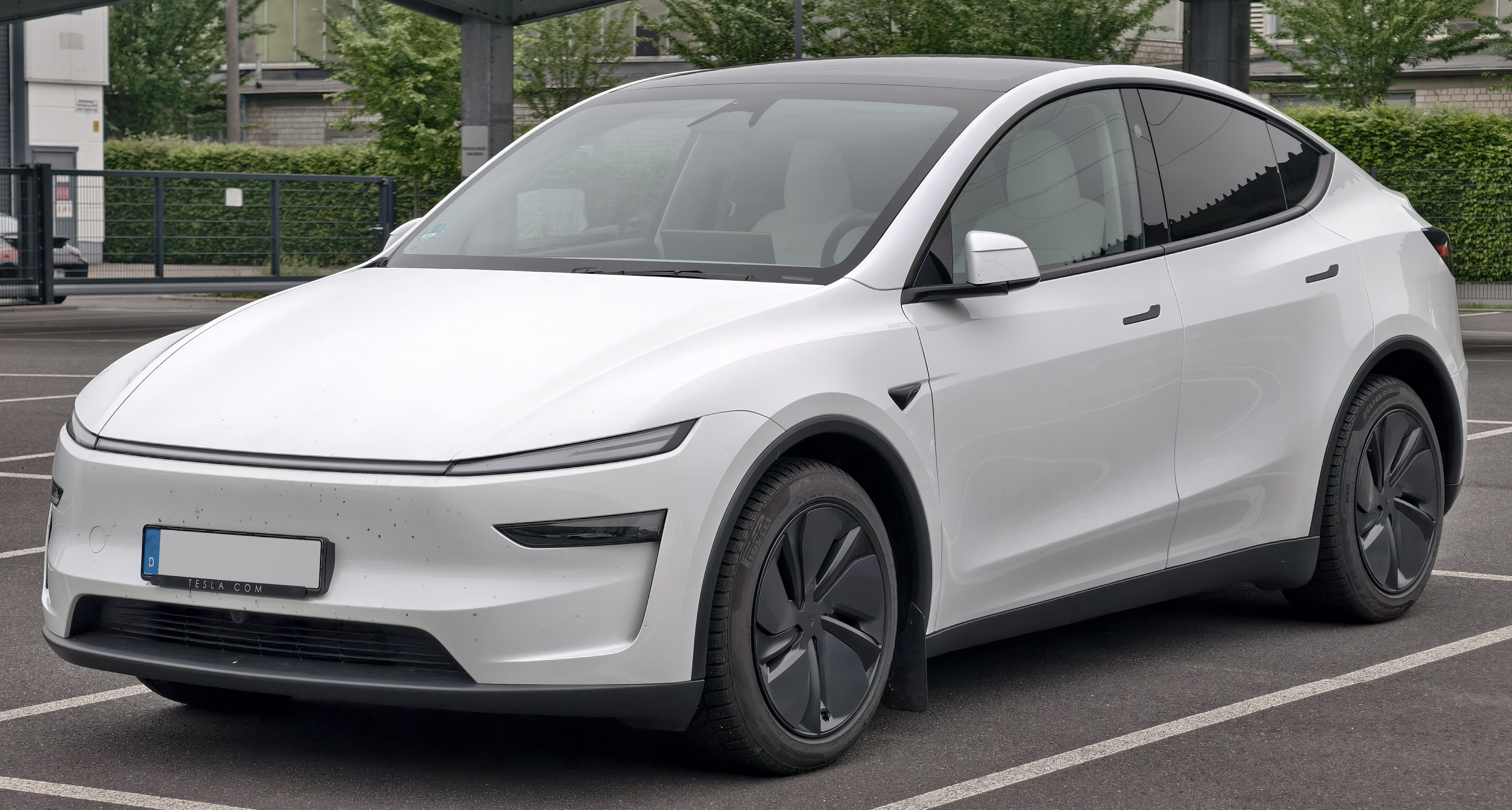 טסלה Model Y
